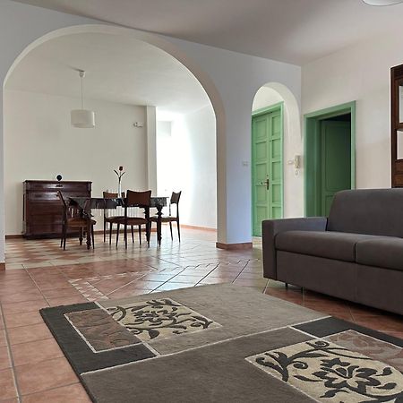 브린디시 Palazzo Dei Pavoni 아파트 외부 사진