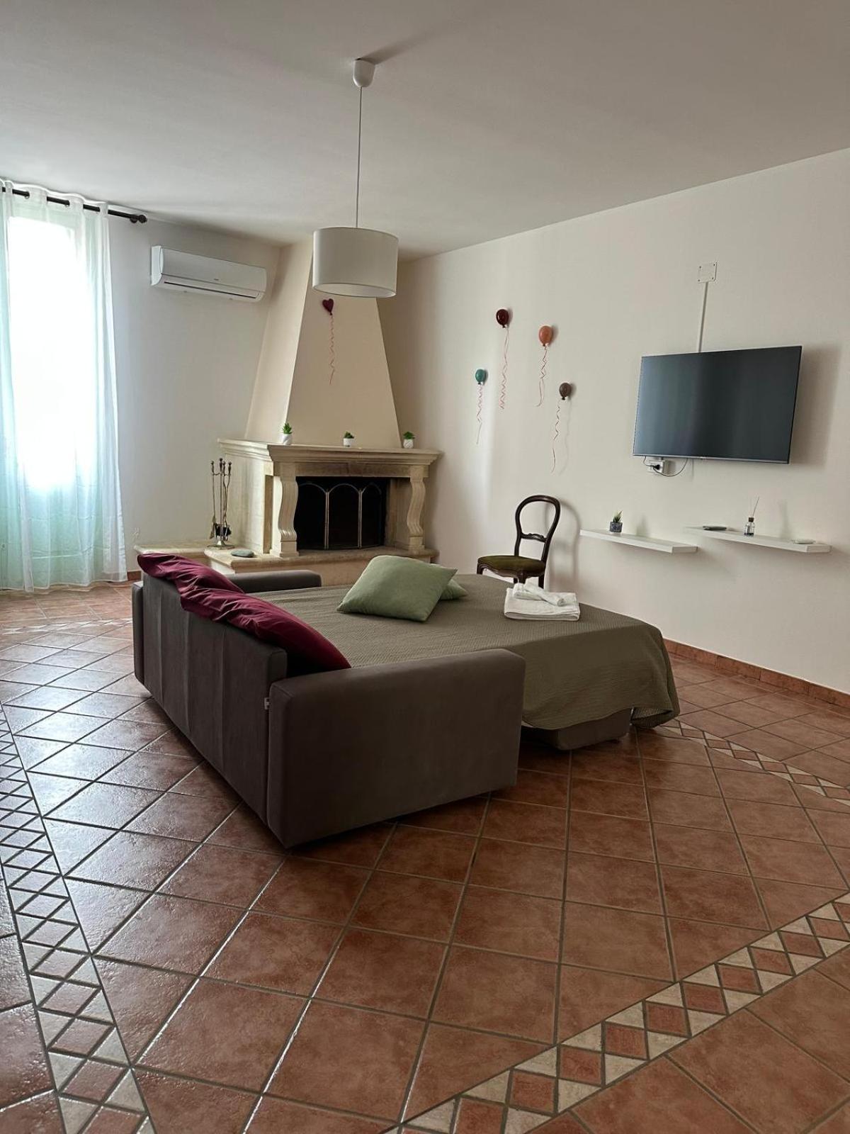브린디시 Palazzo Dei Pavoni 아파트 외부 사진